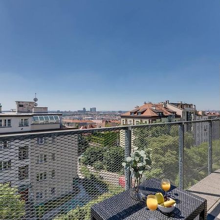 Jt'S Apartments Korunni Str. Прага Екстер'єр фото