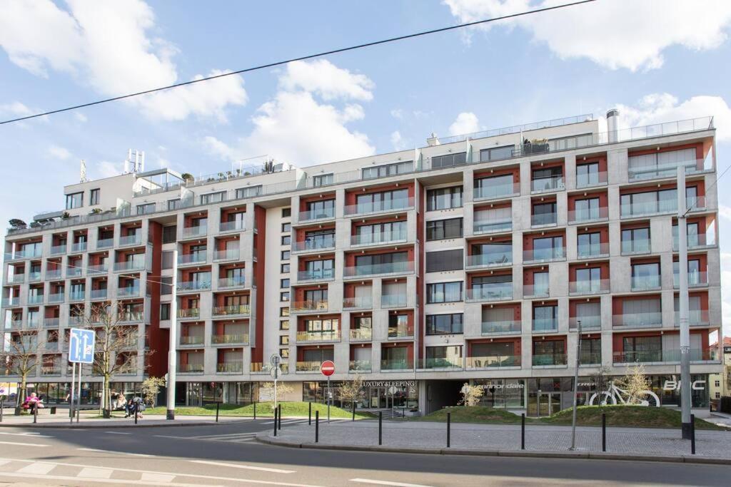 Jt'S Apartments Korunni Str. Прага Екстер'єр фото